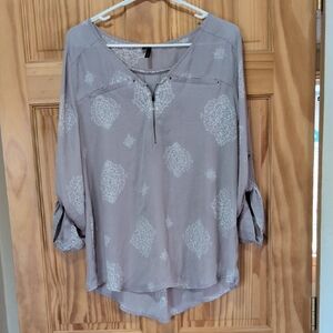 Maurices Soft Gray Paisley Blouse